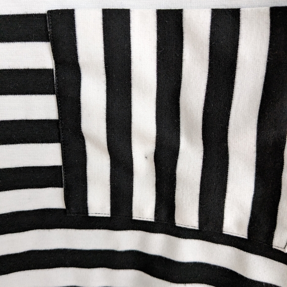 Reitmans black and white striped dress - Picture 3 of 4